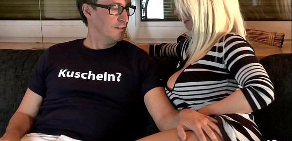  Reife Deutsche Hausfrau beim privaten Sextreffen mit Conny Dachs